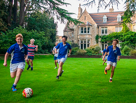 Uppingham School | 12-17*