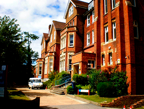 Moira House School | 3-17