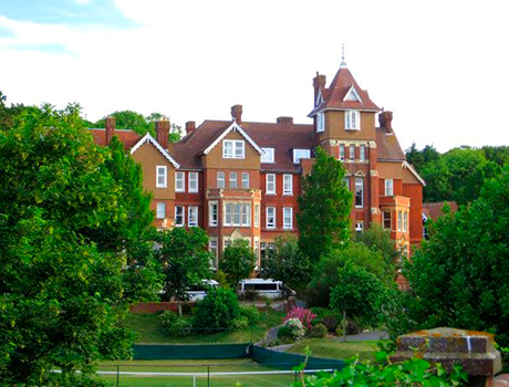 Moira House School | 3-17
