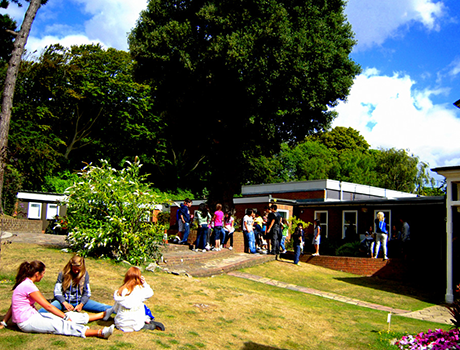 Moira House School | 3-17