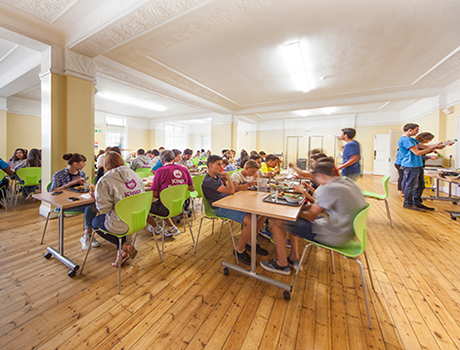 Farringtons School | 10-16*