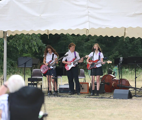 Leighton Park School