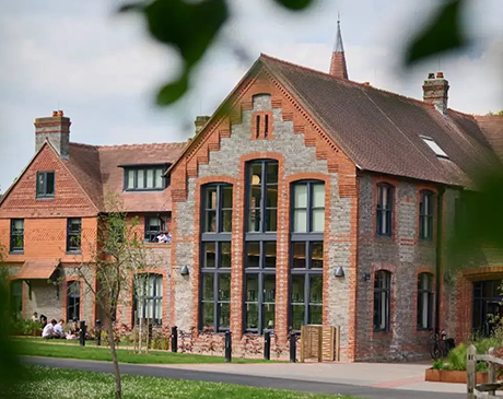 Leighton Park School